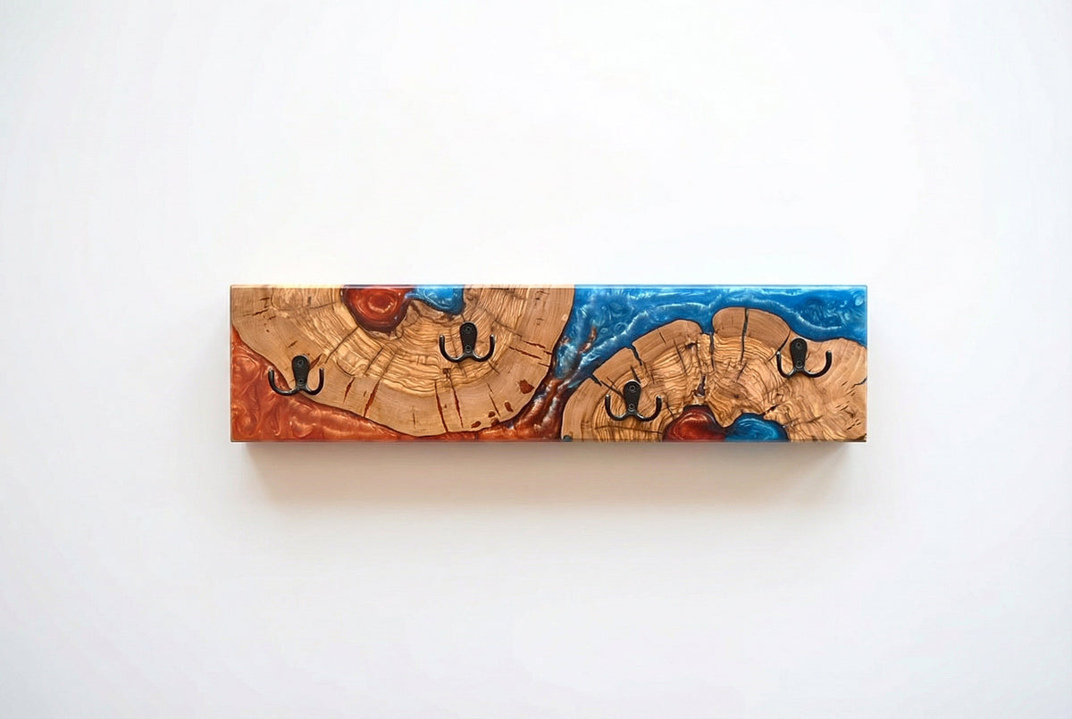 Perchero de pared de madera de Olivo y resina epoxi con combinación de colores rojo y azul con ganchos doble de metal negro para hasta 8 abrigos 