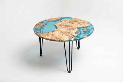 Mesa de Centro Personalizable Hecha a Mano en Madera de Álamo y Resina Epoxi Transparente
