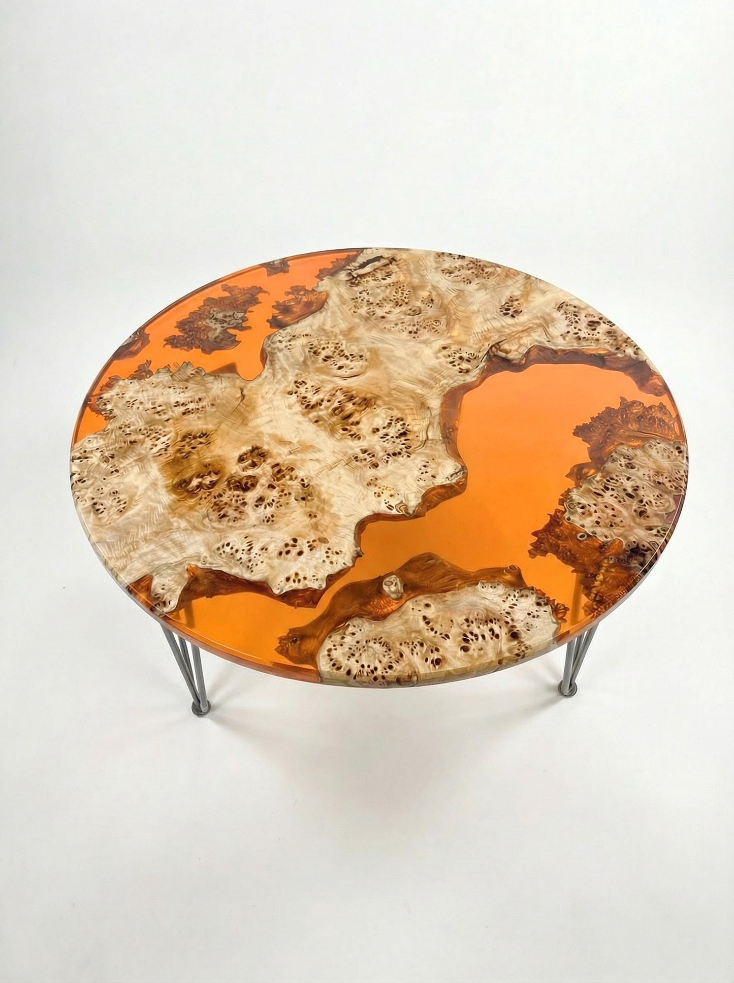 Mesa de Centro Personalizable Hecha a Mano en Madera de Álamo y Resina Epoxi Transparente